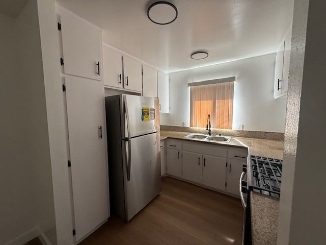 1116 Gladys Ave #1116B - Photo 7 of 9