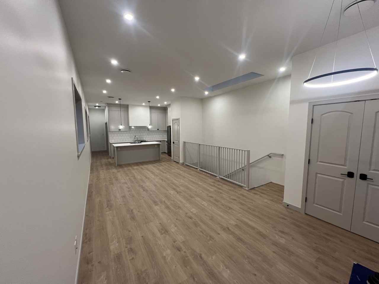 7925 East Saanich Rd #A - Photo 4 of 15