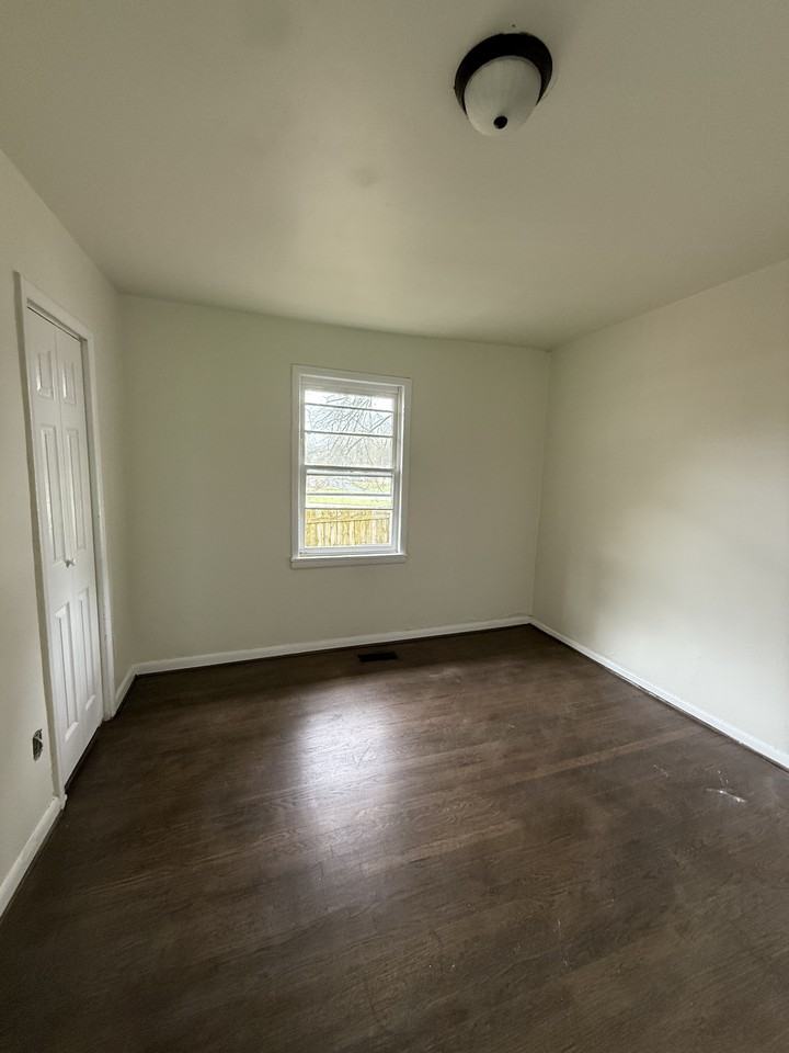 6117 Patton Ave #1 - Photo 5 of 9