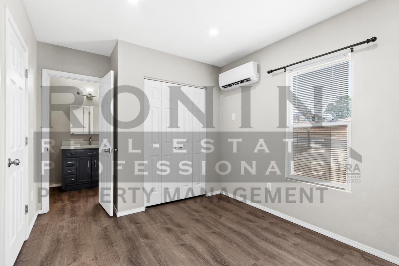 2901 Ronda Lee RoadUnit B #B - Photo 6 of 8