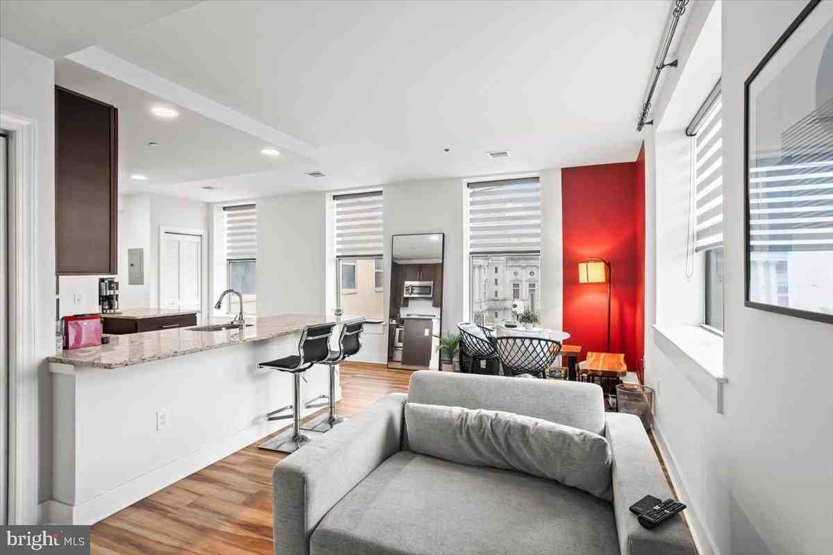 231 State St #1 - Photo 4 of 12