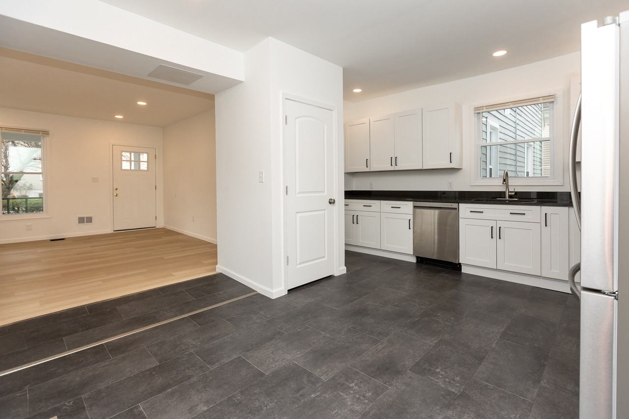 717 N Congress St #1 - Photo 7 of 29