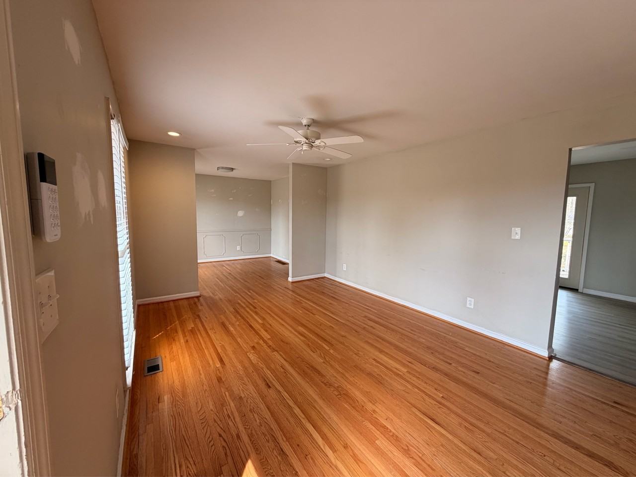 1092 Sherbrooke Dr #1 - Photo 3 of 15