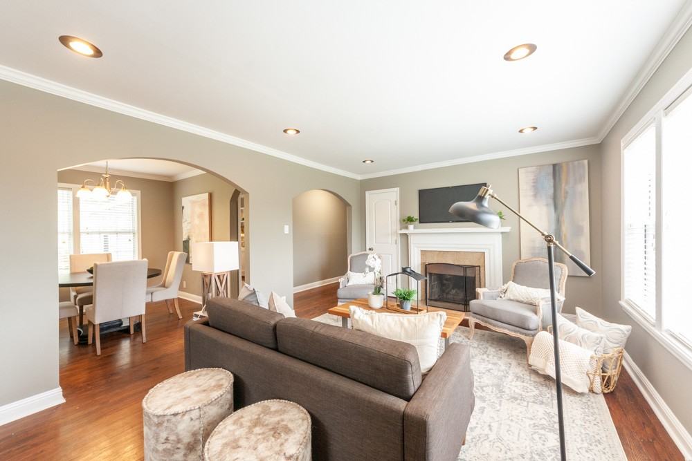 833 Grove St #1 - Photo 3 of 26