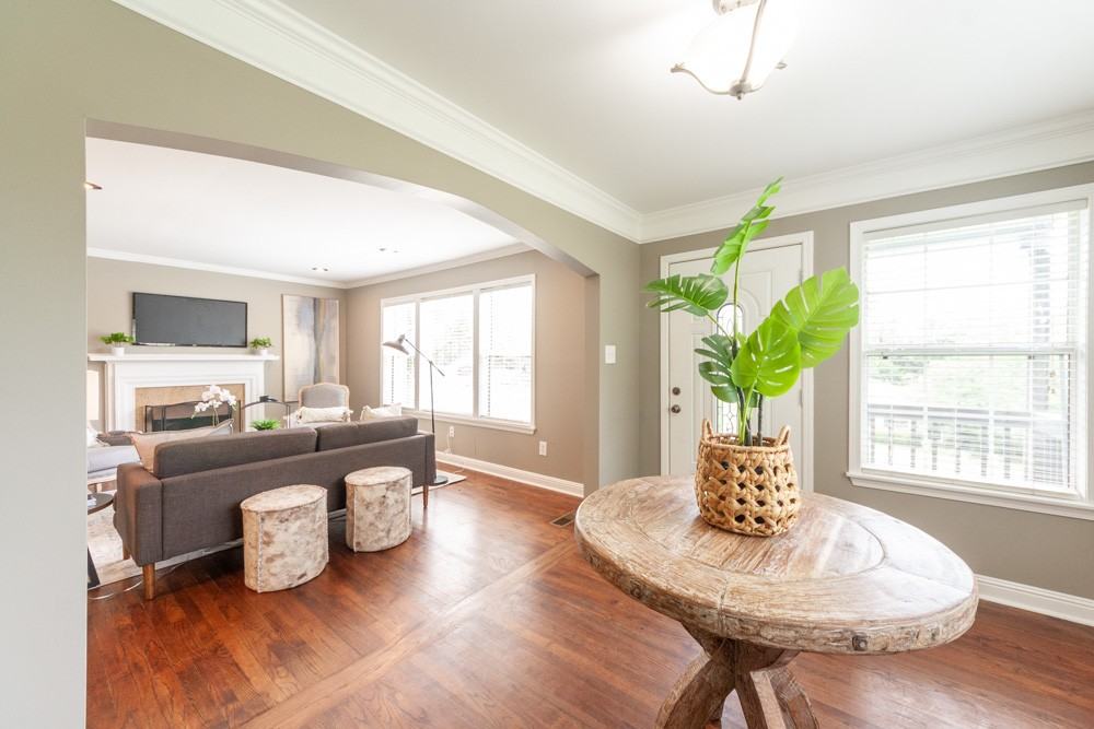 833 Grove St #1 - Photo 6 of 26