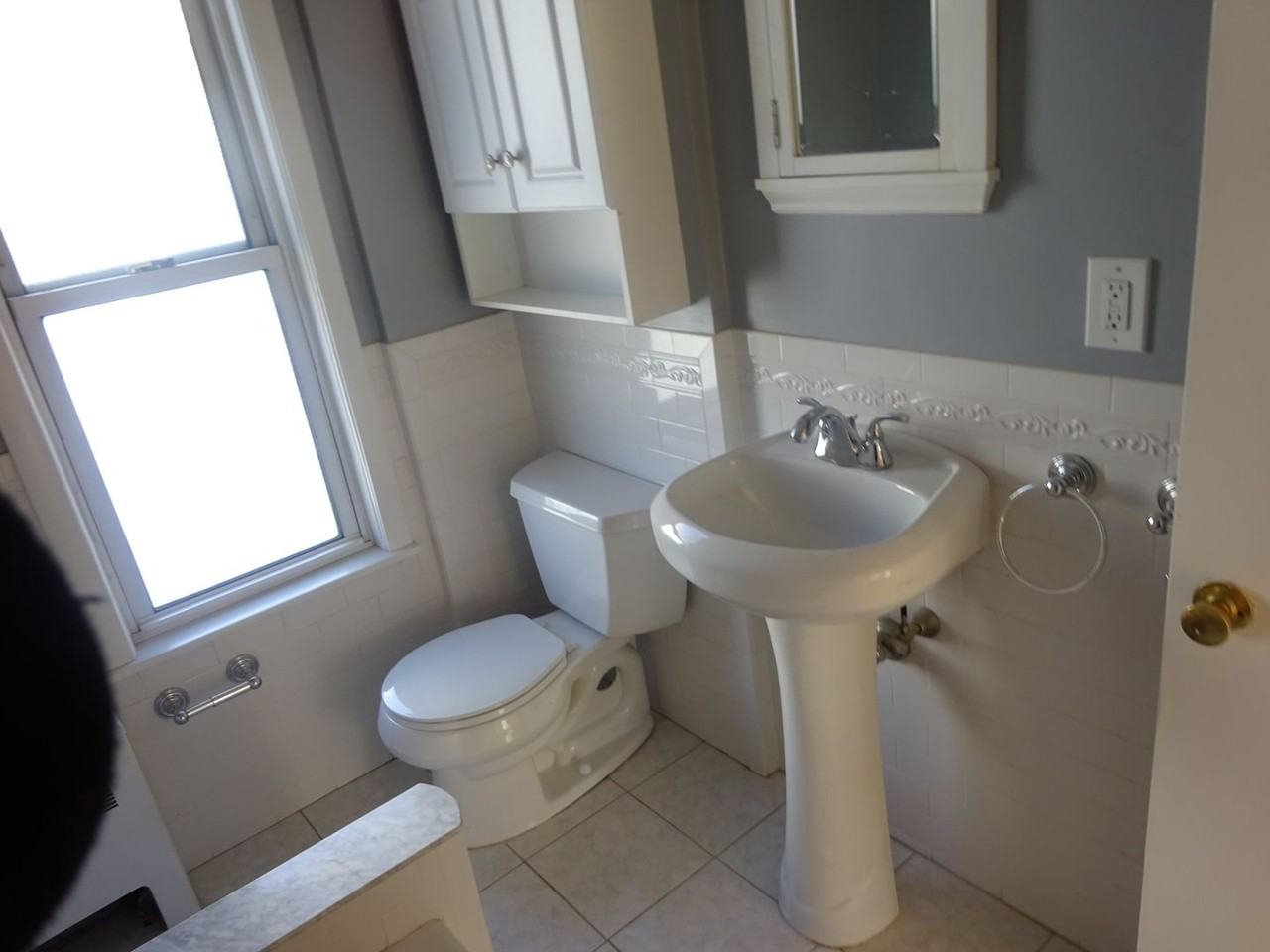 24A Oak Square Ave - Photo 2 of 14