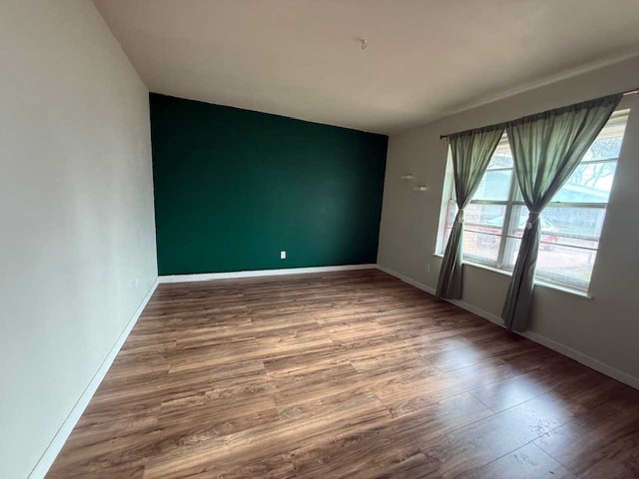 3202 Nonesuch Rd - Photo 2 of 21