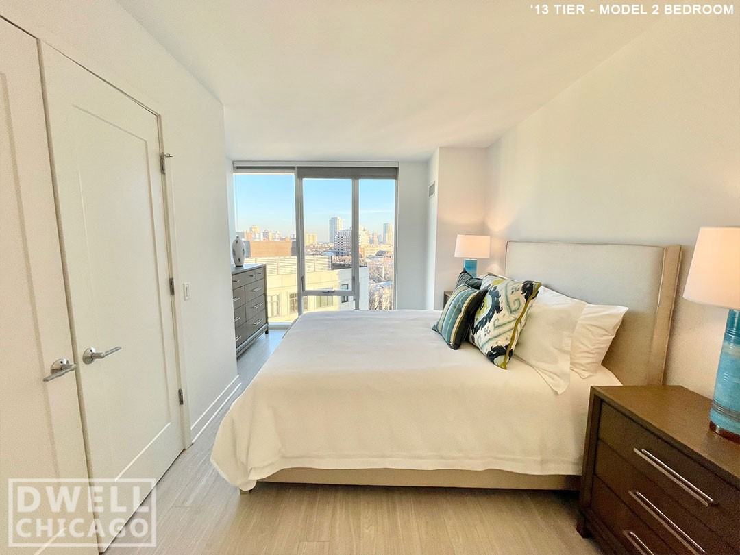 W Webster Ave & N Burling St #208 - Photo 5 of 14