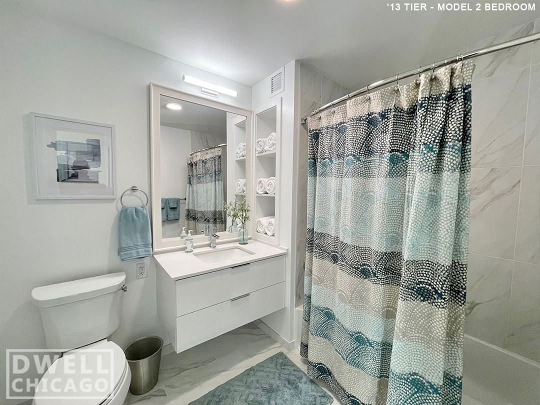 W Webster Ave & N Burling St #208 - Photo 7 of 14