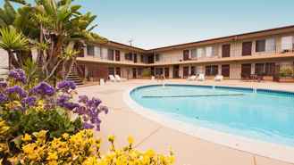 Kings Villa Apartments - Photo 1 of 1