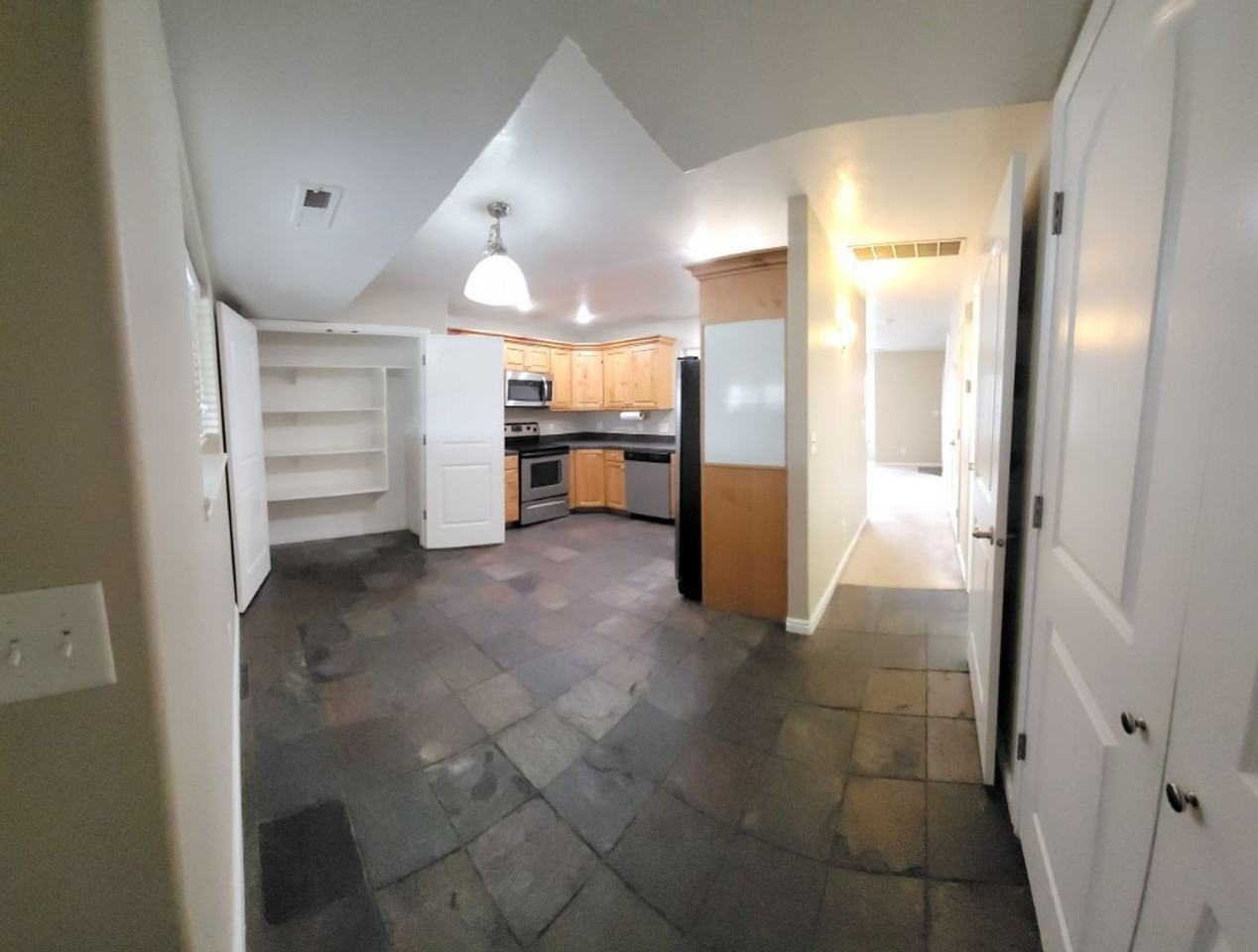 659 Trejo St - Photo 6 of 15