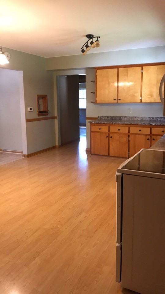 2620 15th Ave N - Photo 4 of 7