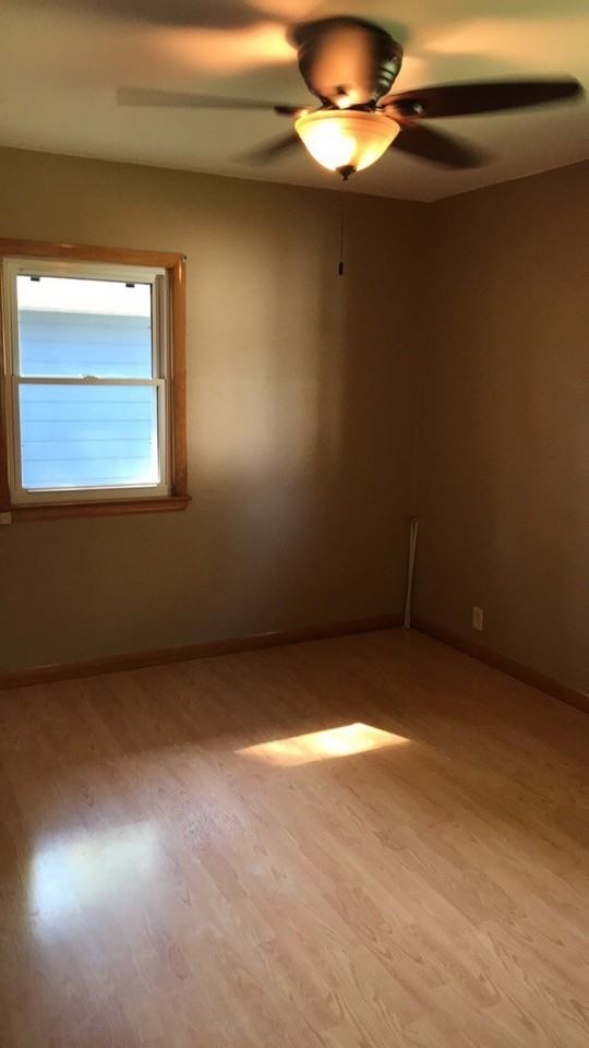 2620 15th Ave N - Photo 5 of 7