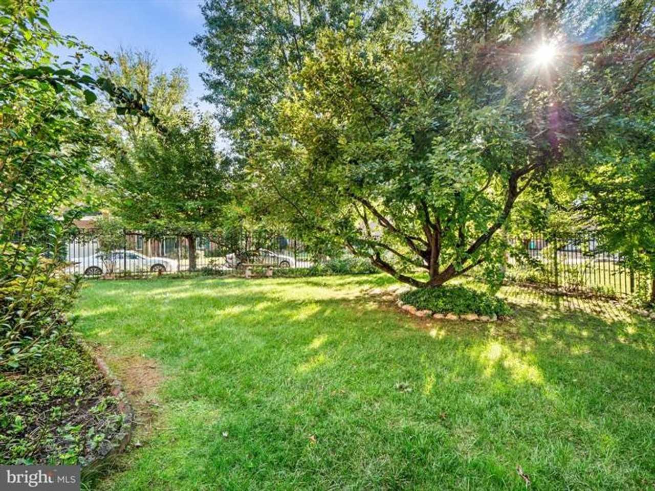 8506 Ashgrove Plantation Cir - Photo 4 of 32