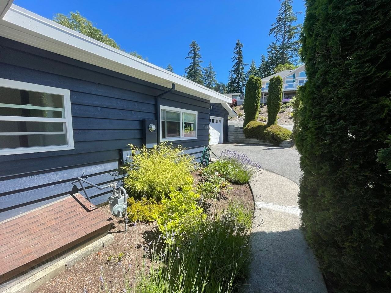 4314 Eagle View Ct - Photo 4 of 26