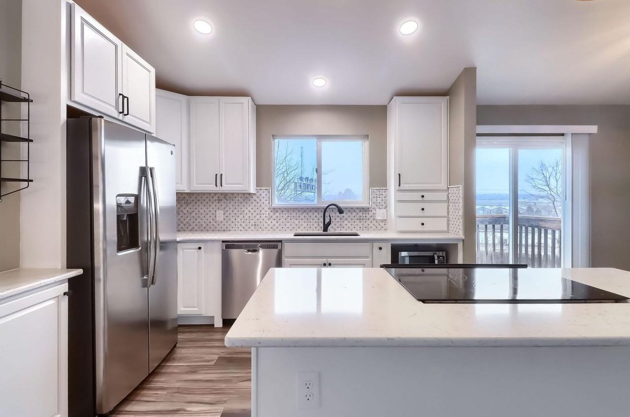 5357 S Prescott St - Photo 7 of 44