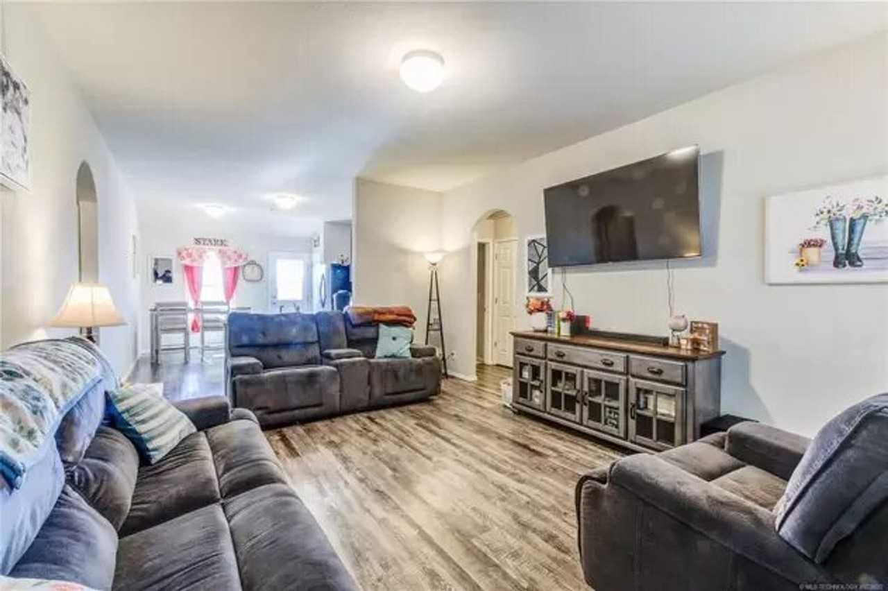 23918 E 115th St S - Photo 3 of 14