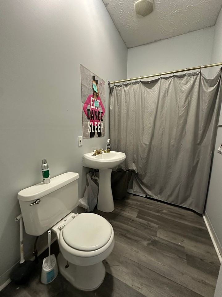 53 Parker St - Photo 4 of 14