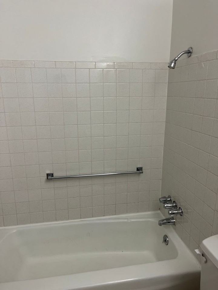 220 9th St - Photo 3 of 16