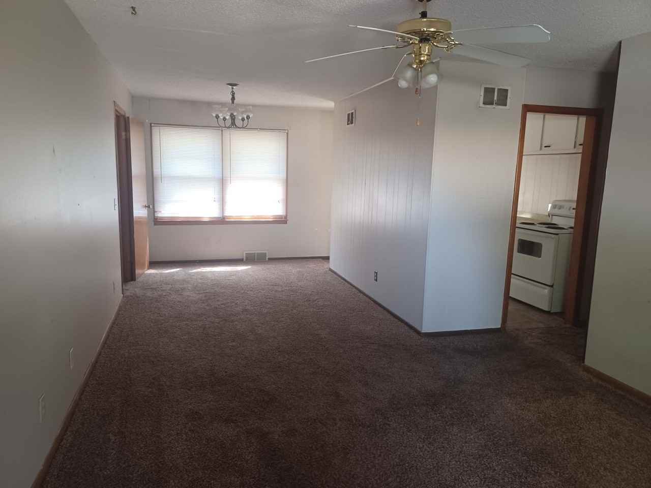 3116 S Euclid Ave - Photo 2 of 15