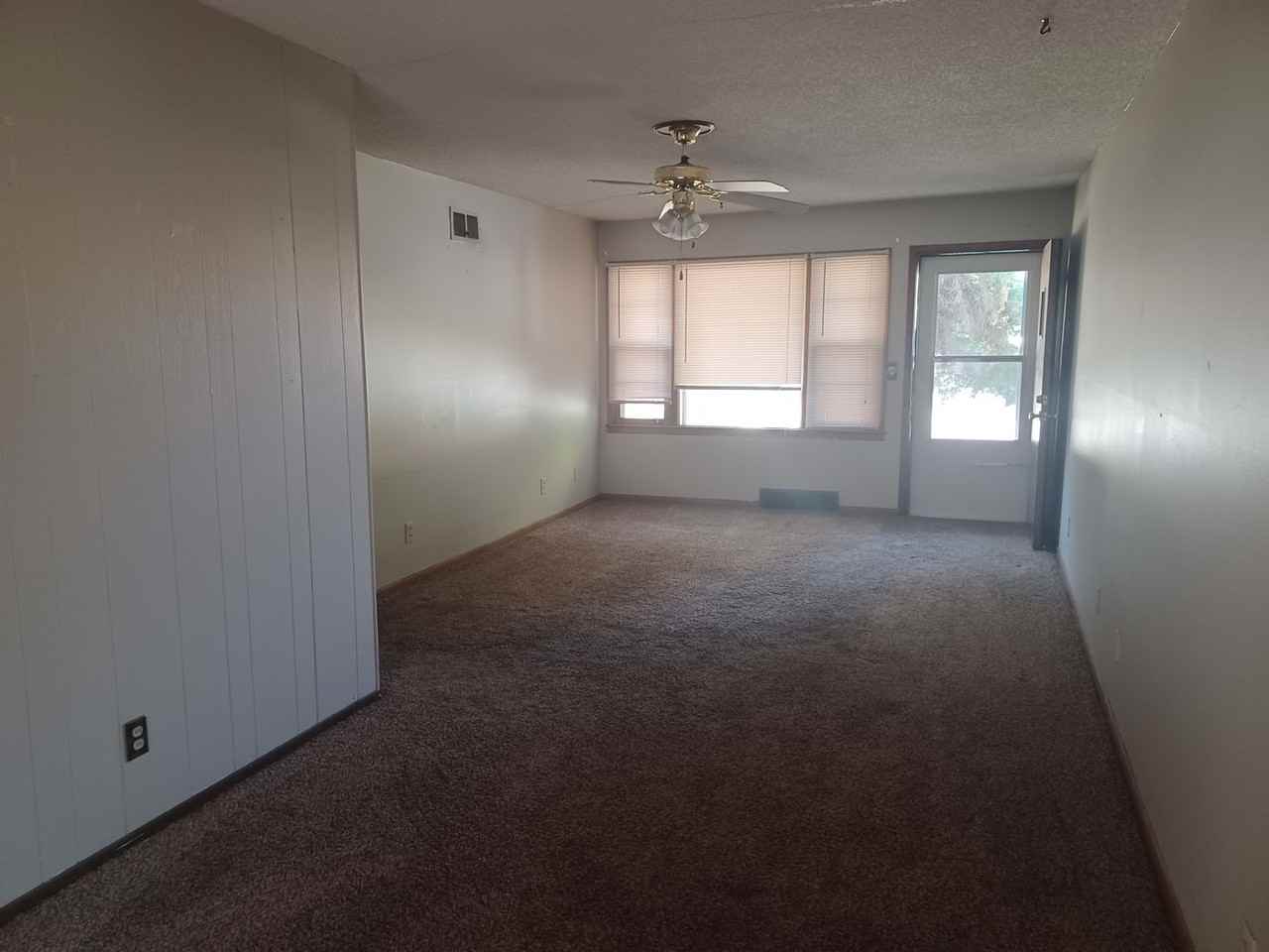 3116 S Euclid Ave - Photo 3 of 15