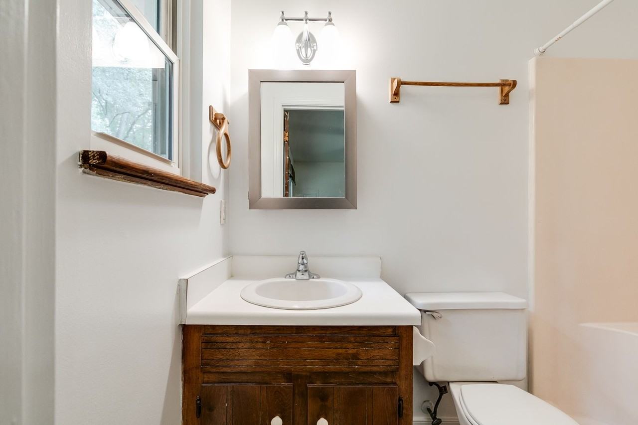 2261 Ives Ln - Photo 5 of 20