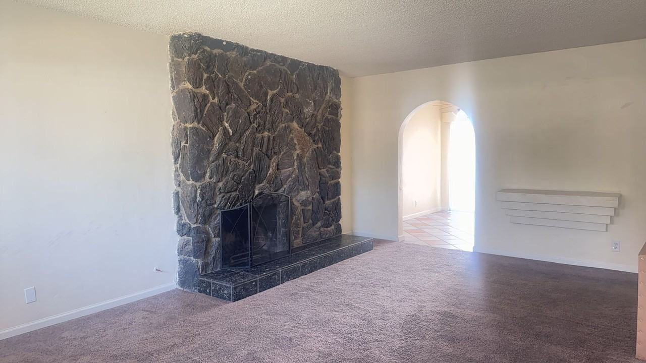 3676 Wilbur St - Photo 6 of 6