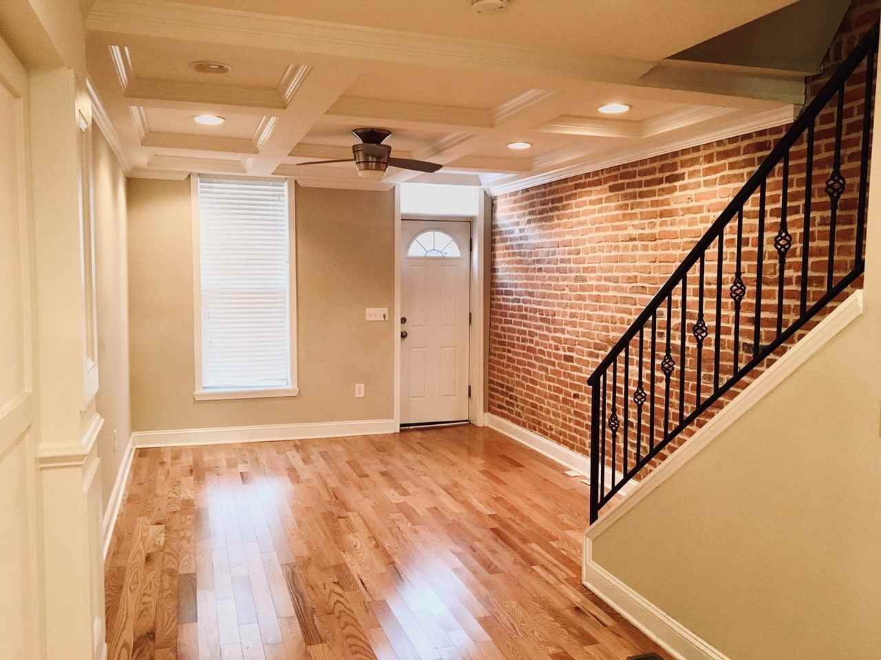 1455 Richardson St - Photo 4 of 22