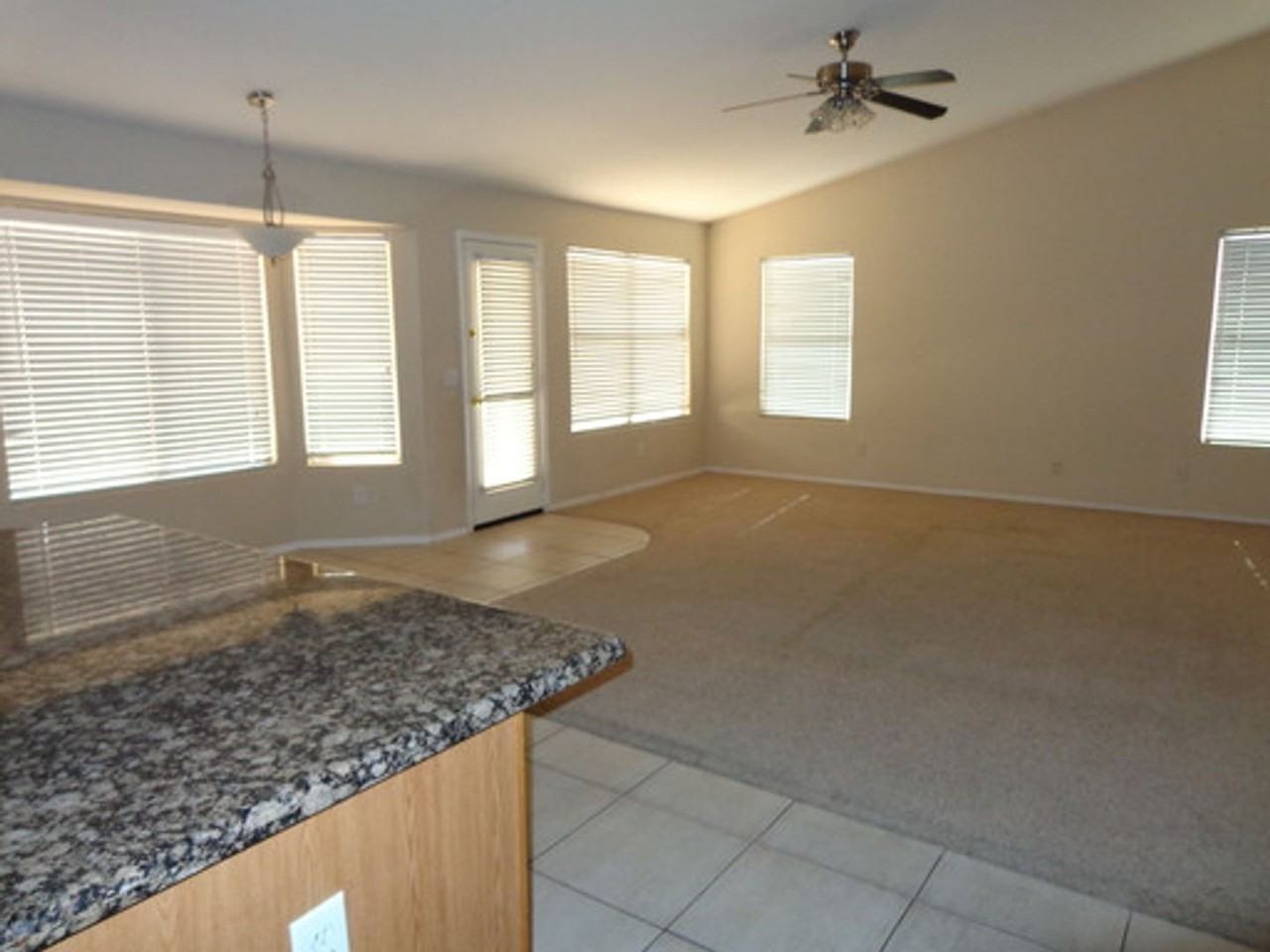 2453 E Kempton Rd - Photo 7 of 11