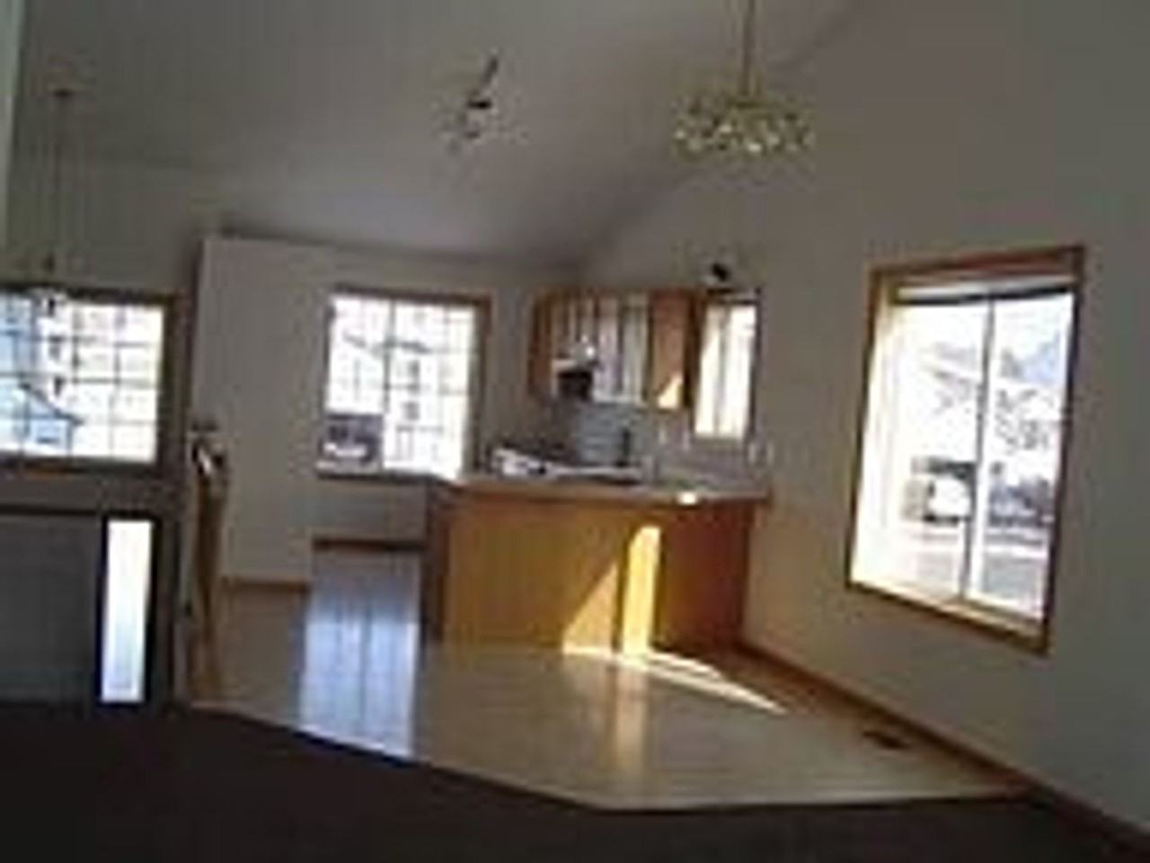 477 Meadow Ln - Photo 5 of 6