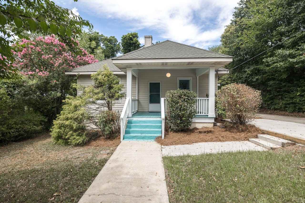 1273 E Broad St - Photo 3 of 23