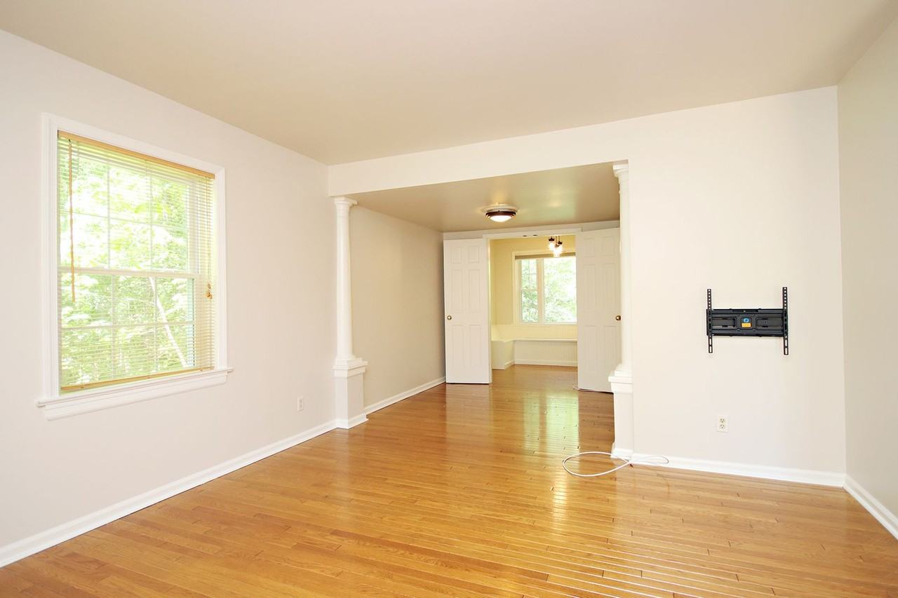 43 Georgetown Grn - Photo 4 of 20