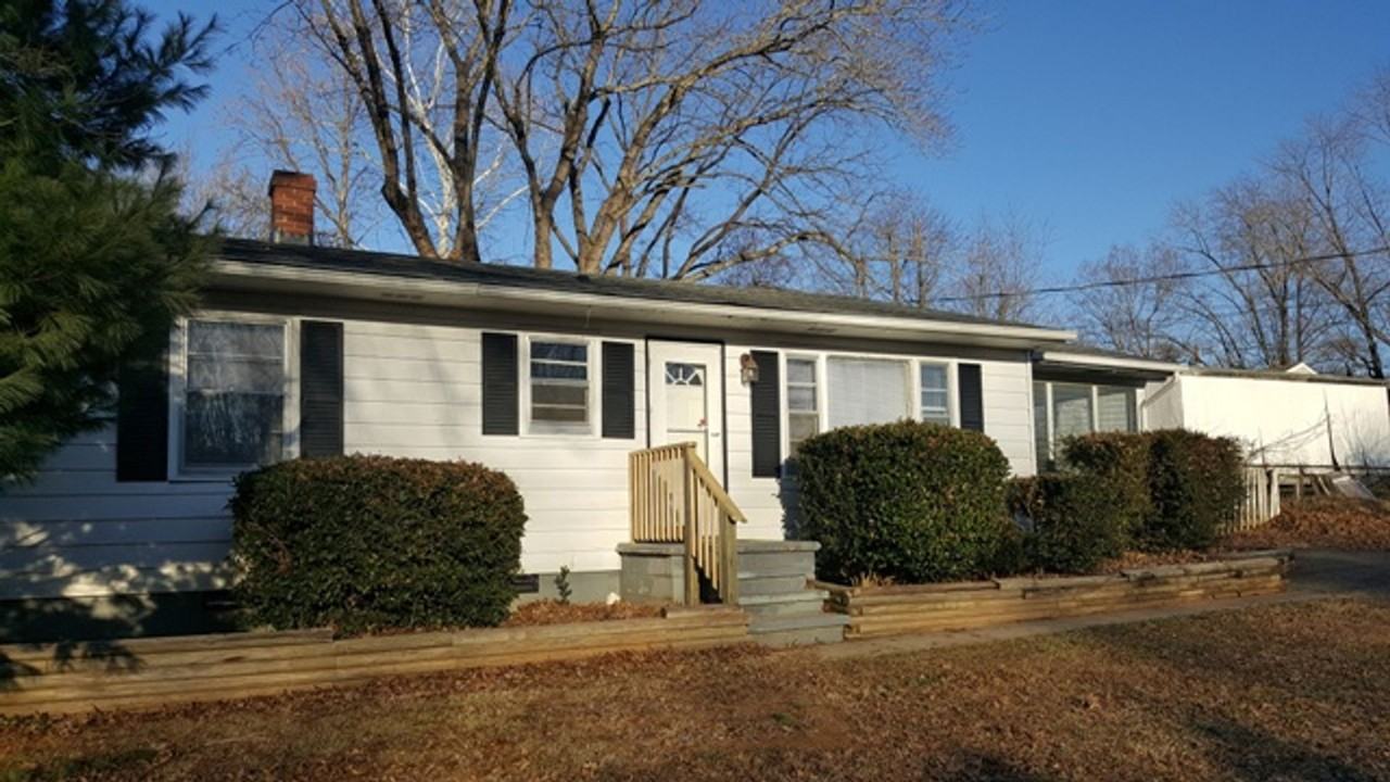 102 Berger St - Photo 3 of 17