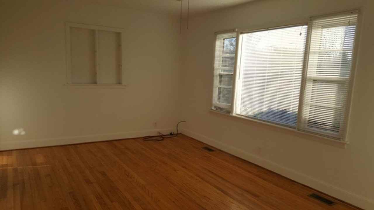 102 Berger St - Photo 5 of 17