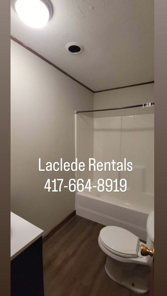 1306 E Route 66 - Photo 7 of 7