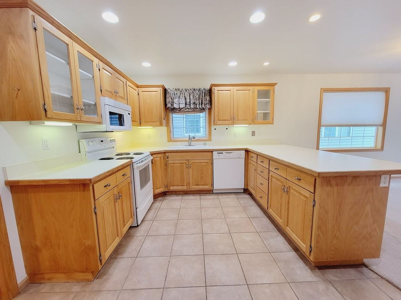 2300 Old Lawson Creek Rd #B3 - Photo 6 of 18