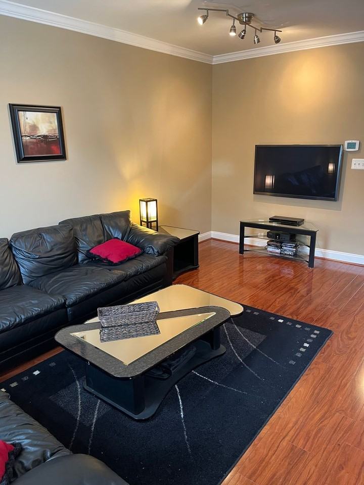 644 Berwick Ct - Photo 2 of 28