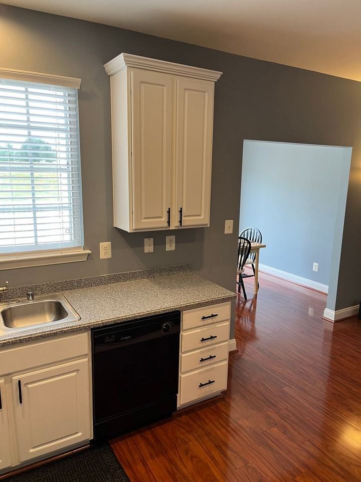 644 Berwick Ct - Photo 5 of 28