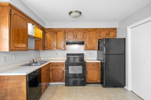 Kingsbury Dr - 923 - Photo 1 of 1