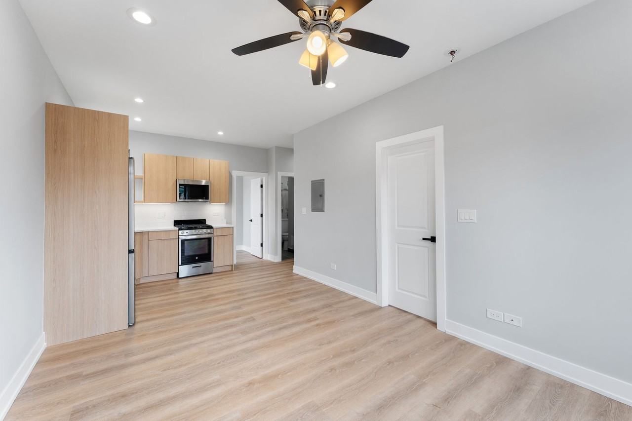 The Jonquil Place - Photo 2 of 50