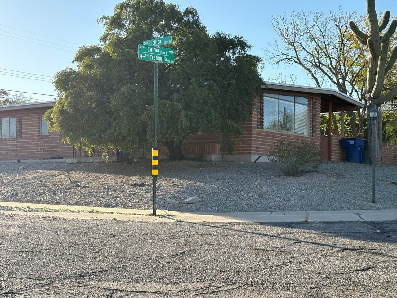 543 N Avenida Calma - Photo 3 of 15