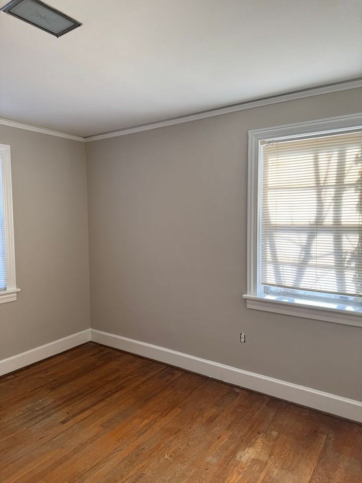 2408 Augusta St - Photo 4 of 11