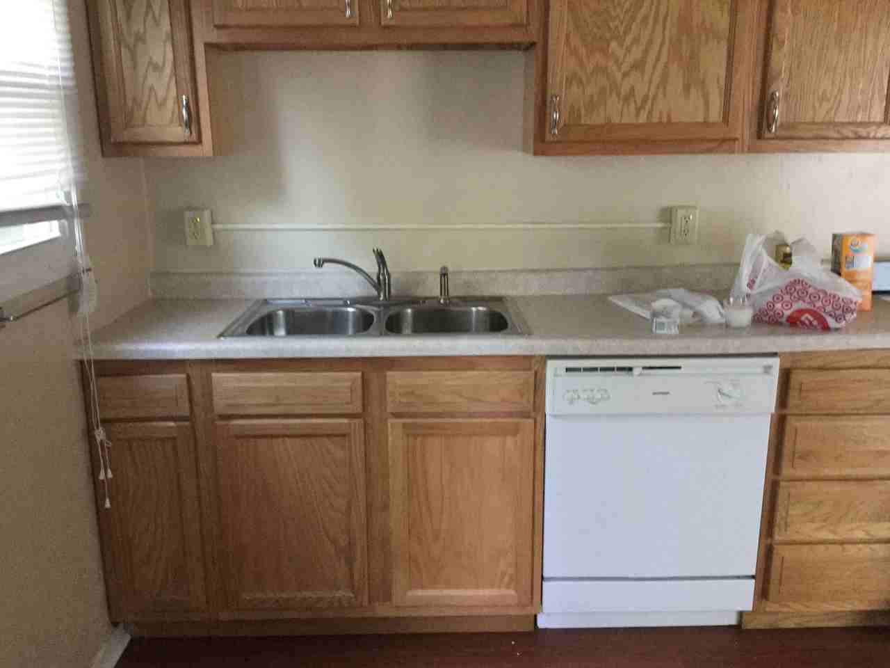 1402 Glendale Dr - Photo 7 of 24