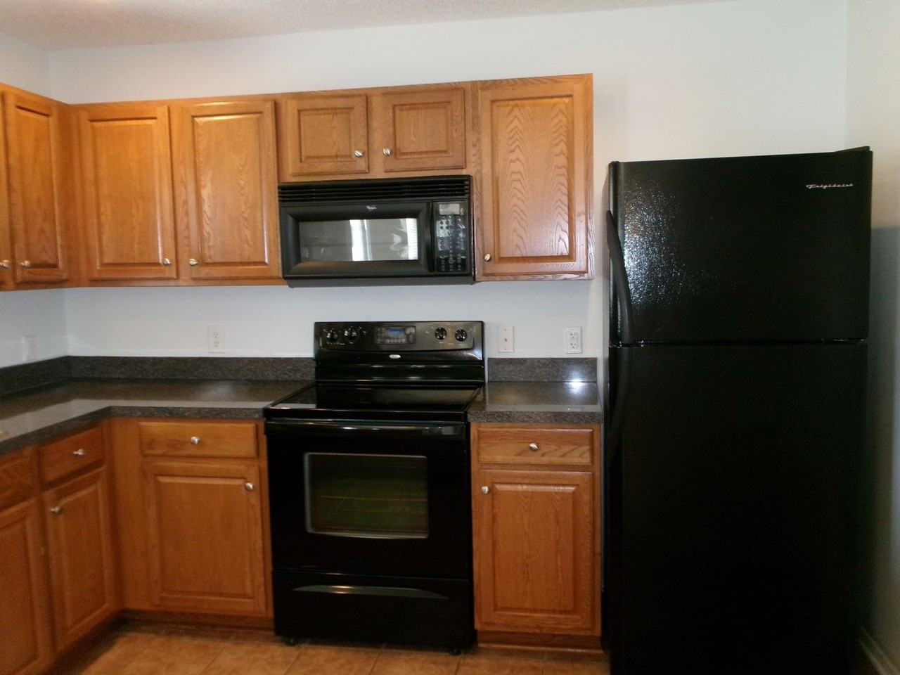 3064 Regency Oaks Dr - Photo 7 of 29