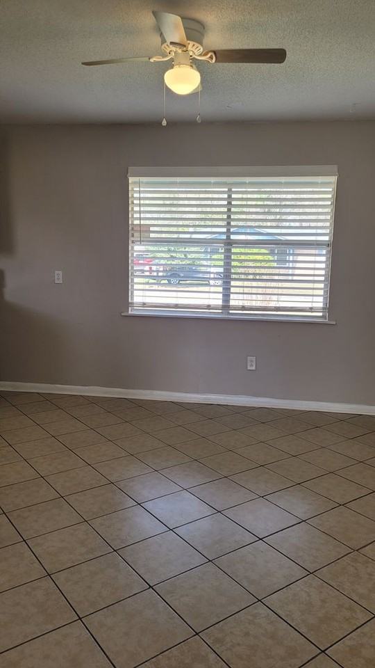 123 Deerwood Ct - Photo 6 of 30