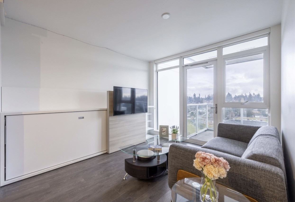 525 Foster Avenue - Photo 2 of 9