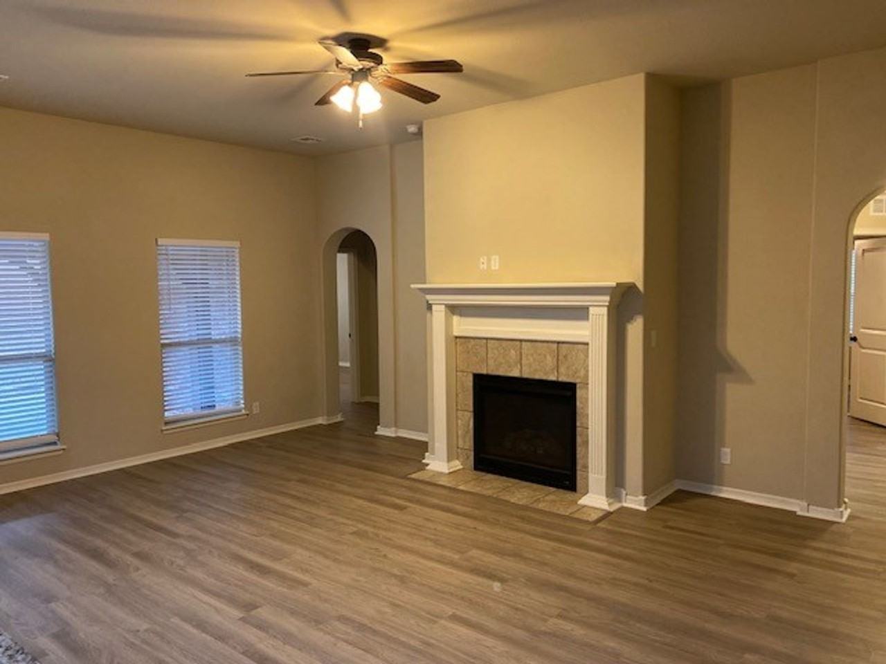 13334 S 21st St - Photo 2 of 50