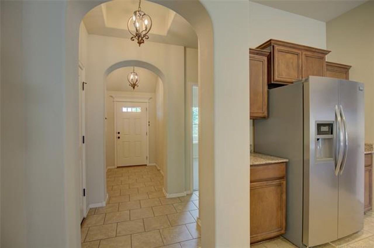 13334 S 21st St - Photo 3 of 50