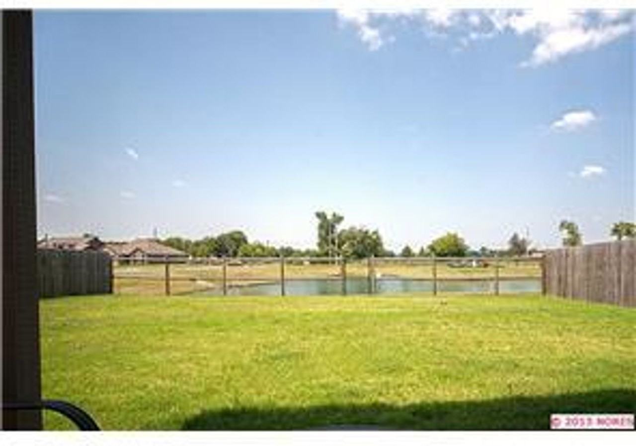 18315 E 42nd St - Photo 7 of 8