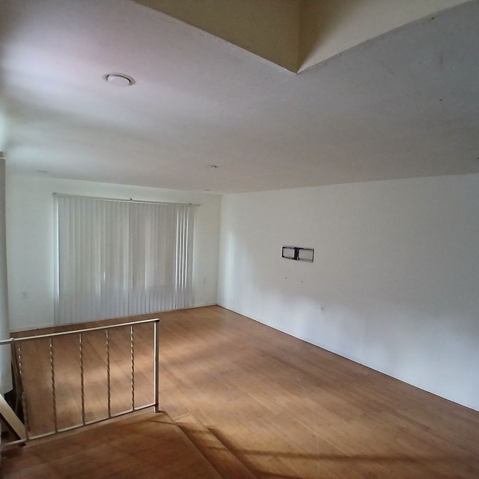 4849 54th St - Photo 2 of 8